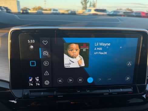 Used 2025 Volkswagen Atlas Cross Sport SE image 20