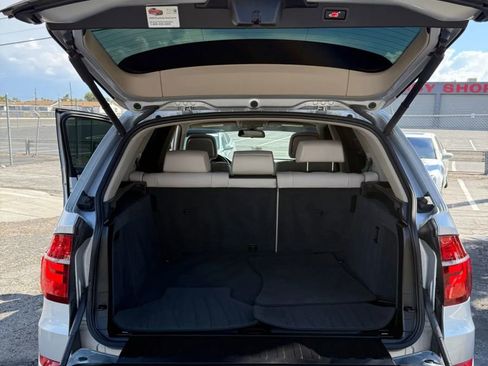 Used 2011 BMW X5 xDrive35i image 19