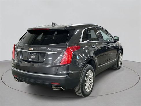Used 2018 Cadillac XT5 Luxury w/ Driver Awareness Package image 5