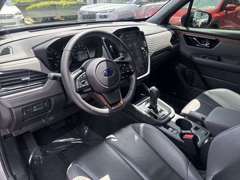 Used 2025 Subaru Forester Sport AWD/4WD image 4