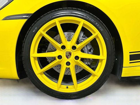 Certified 2022 Porsche 911 Carrera 4 AWD/4WD image 29