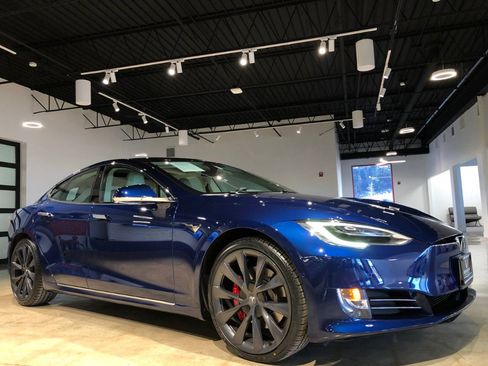 Used 2018 Tesla Model S P100D image 4