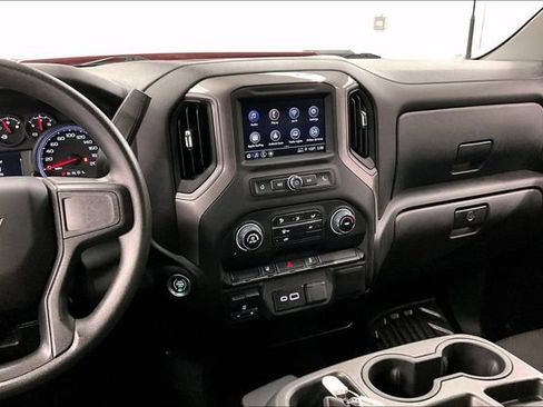 Used 2024 Chevrolet Silverado 2500 W/T AWD/4WD image 7