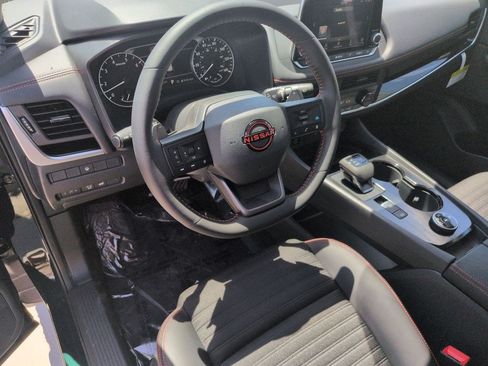 New 2026 Nissan Rogue SV AWD/4WD image 2