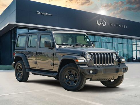 Used 2022 Jeep Wrangler Unlimited Sport AWD/4WD image 2
