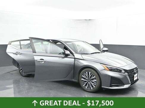 Used 2023 Nissan Altima 2.5 SV image 51