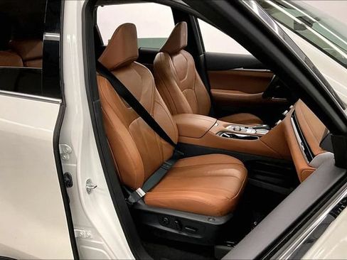 Used 2024 INFINITI QX60 Sensory AWD/4WD image 8