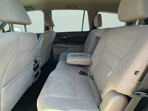 Used 2016 Honda Pilot EX image 16