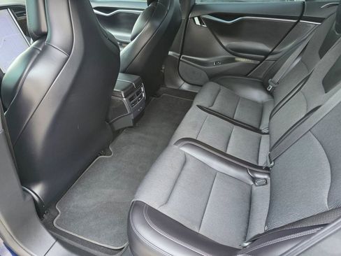 Used 2018 Tesla Model S 75D AWD/4WD image 32