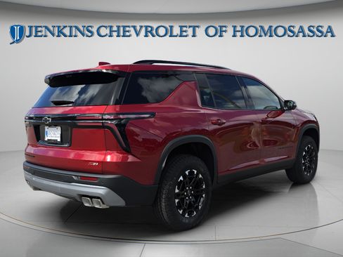 New 2027 Chevrolet Traverse Z71 w/ Enhanced Driving Package AWD/4WD image 5