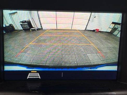 Used 2018 GMC Terrain SLE FWD image 24