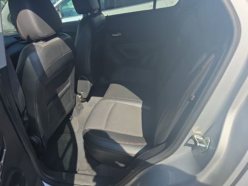 Used 2019 Chevrolet Trax LT w/ Redline Edition AWD/4WD image 8