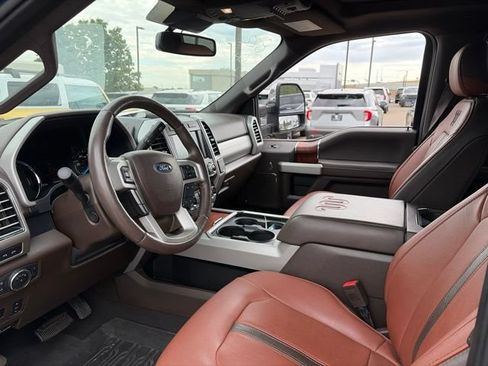 Used 2020 Ford F350 King Ranch w/ King Ranch Ultimate Package AWD/4WD image 12