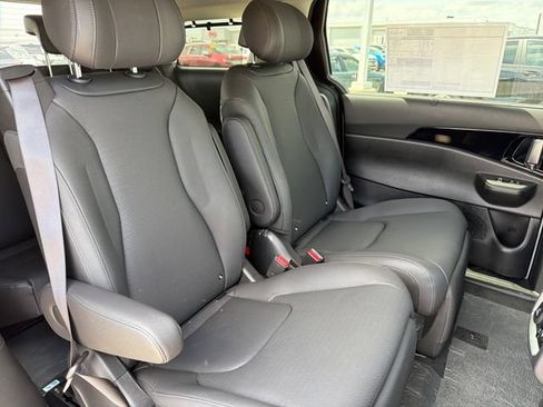 New 2026 Kia Carnival SX Prestige FWD image 23