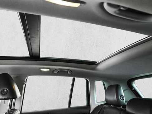 Used 2016 Volkswagen Tiguan SEL image 22