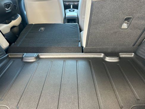 Used 2026 Honda HR-V EX-L image 13