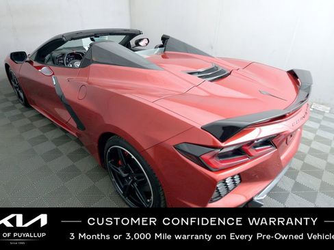 Used 2022 Chevrolet Corvette Stingray Premium Conv w/ Z51 Performance Package image 9