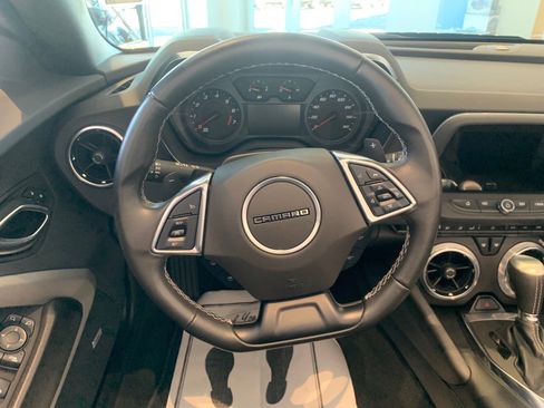 Used 2023 Chevrolet Camaro LT w/ Technology Package RWD image 7