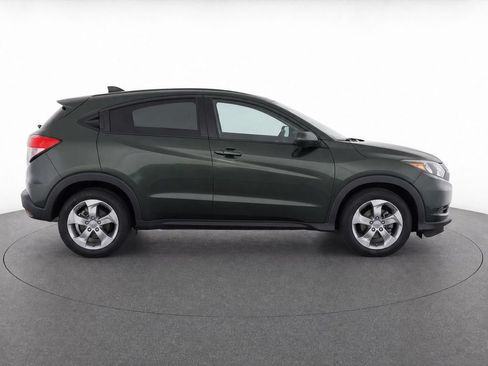 Used 2017 Honda HR-V EX image 8