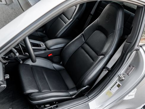 Used 2024 Porsche 911 Carrera S RWD image 25