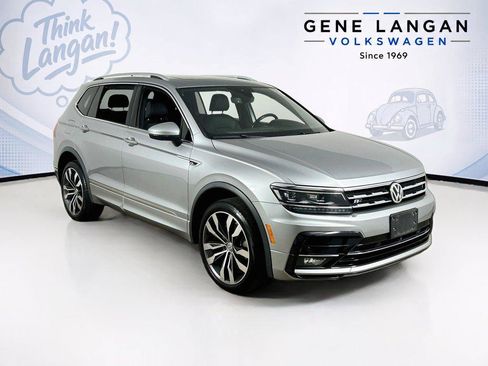 Used 2020 Volkswagen Tiguan SEL Premium R-Line AWD/4WD image 3