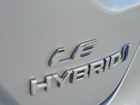 Certified 2024 Toyota Corolla LE FWD image 9