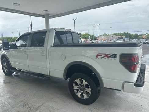 Used 2014 Ford F150 FX4 w/ Equipment Group 401A Mid AWD/4WD image 4