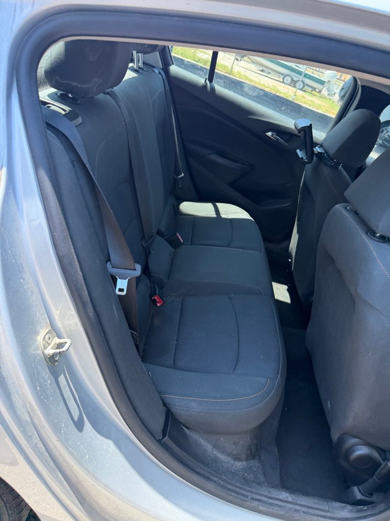 Used 2018 Chevrolet Cruze LS FWD image 22
