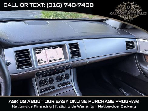 Used 2013 Jaguar XF RWD image 21