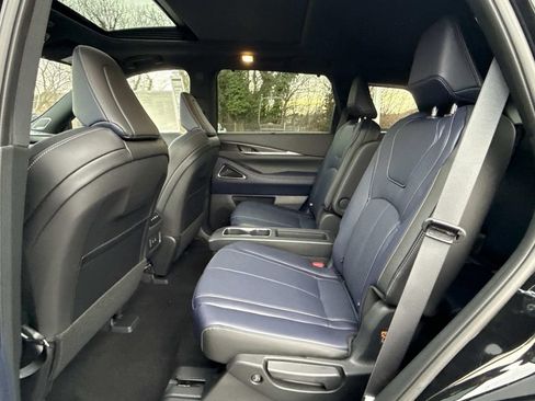 New 2026 INFINITI QX60 Sport image 17