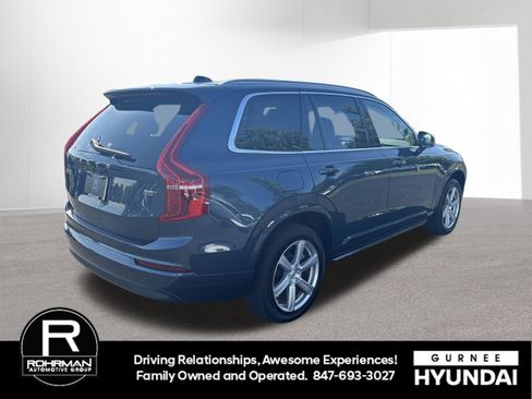 Used 2023 Volvo XC90 B5 Core AWD/4WD image 9
