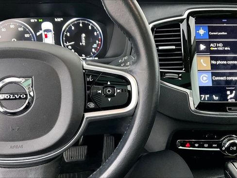 Used 2018 Volvo XC90 T6 Momentum w/ Momentum Plus Package image 28
