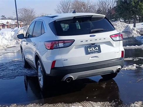 Used 2022 Ford Escape SE w/ Convenience Package image 9