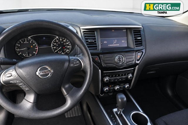 Used 2019 Nissan Pathfinder S FWD image 11