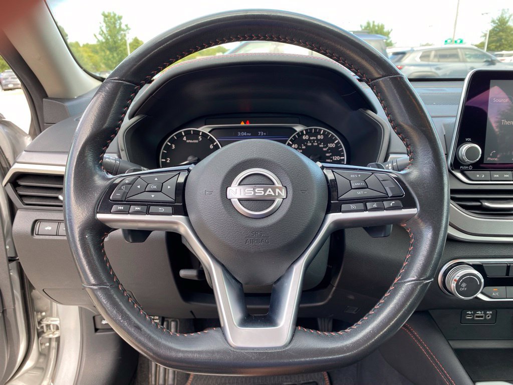 Used 2024 Nissan Altima 2.5 SR FWD image 13