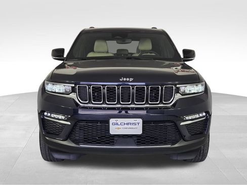 Used 2023 Jeep Grand Cherokee Limited AWD/4WD image 2