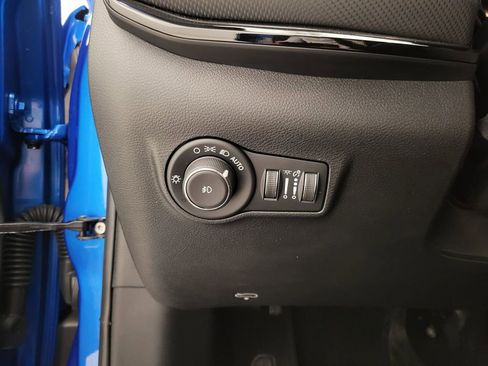 Used 2026 Jeep Compass Latitude image 29