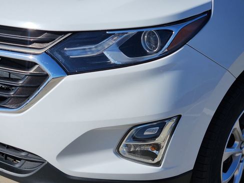 Used 2020 Chevrolet Equinox LS w/ LS Convenience Package image 13