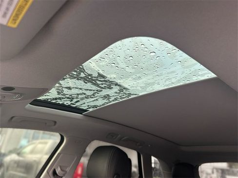 Used 2023 Audi Q5 2.0T Premium w/ Convenience Package image 22