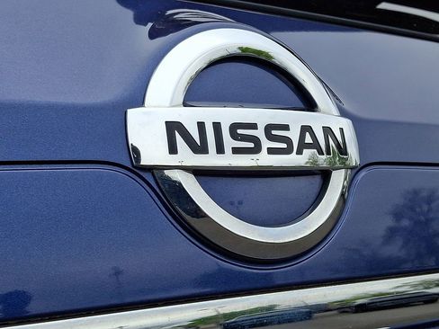 Used 2019 Nissan Rogue SV w/ Sun & Sound Touring Package AWD/4WD image 31