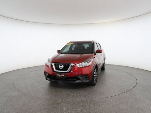 Used 2020 Nissan Kicks SV image 32