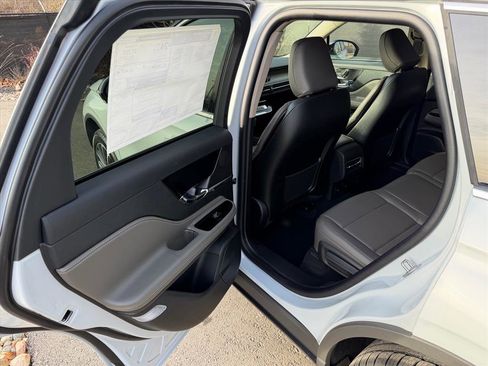 New 2026 Lincoln Corsair Reserve image 19