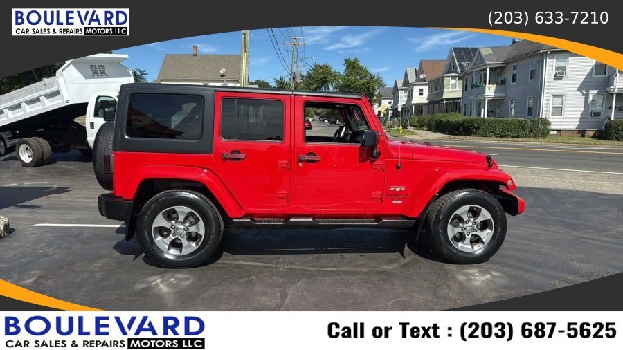 Used 2016 Jeep Wrangler Unlimited Sahara AWD/4WD image 8