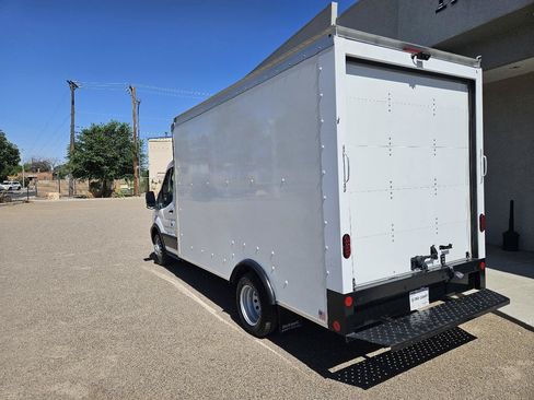 Used 2023 Ford Transit 350 DRW RWD image 3
