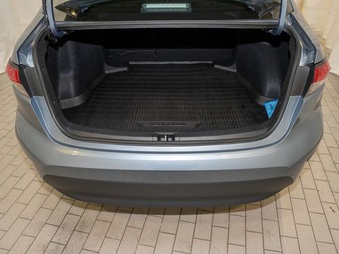 Used 2023 Toyota Corolla LE image 5