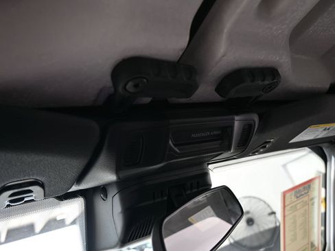 Used 2024 Jeep Gladiator Sport image 30