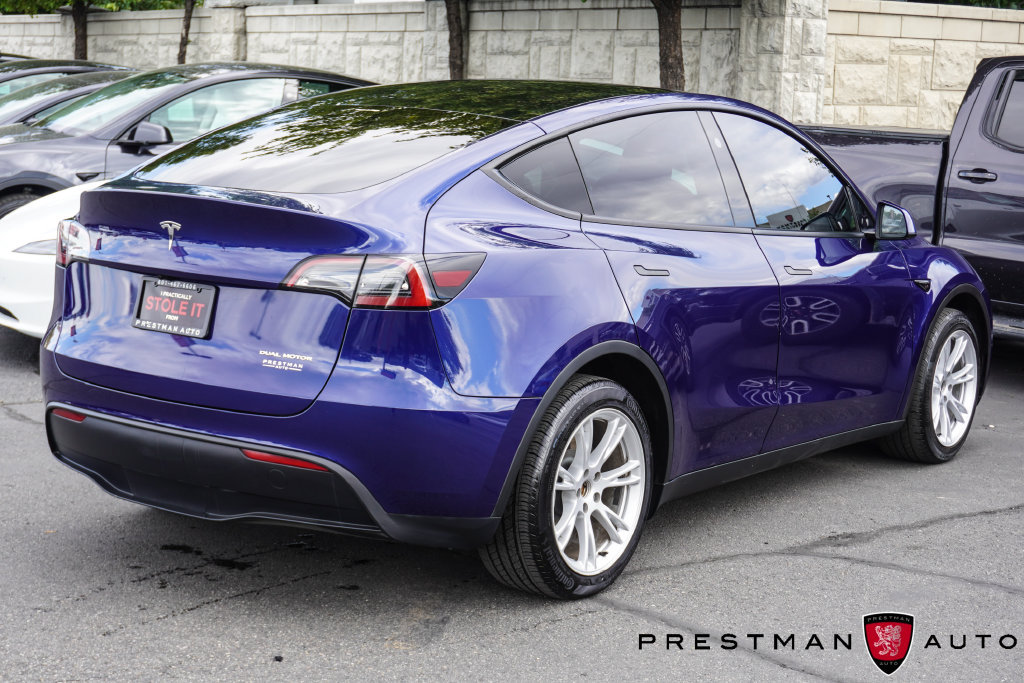 Used 2023 Tesla Model Y Long Range AWD/4WD image 16