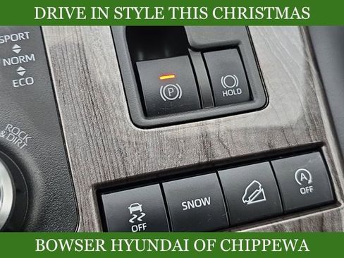 Used 2020 Toyota Highlander Limited image 22