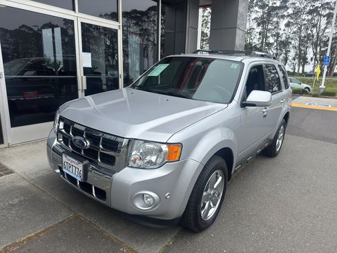 Used 2012 Ford Escape Limited FWD image 2