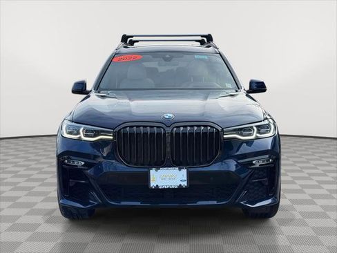 Used 2022 BMW X7 xDrive40i w/ M Sport Package image 2